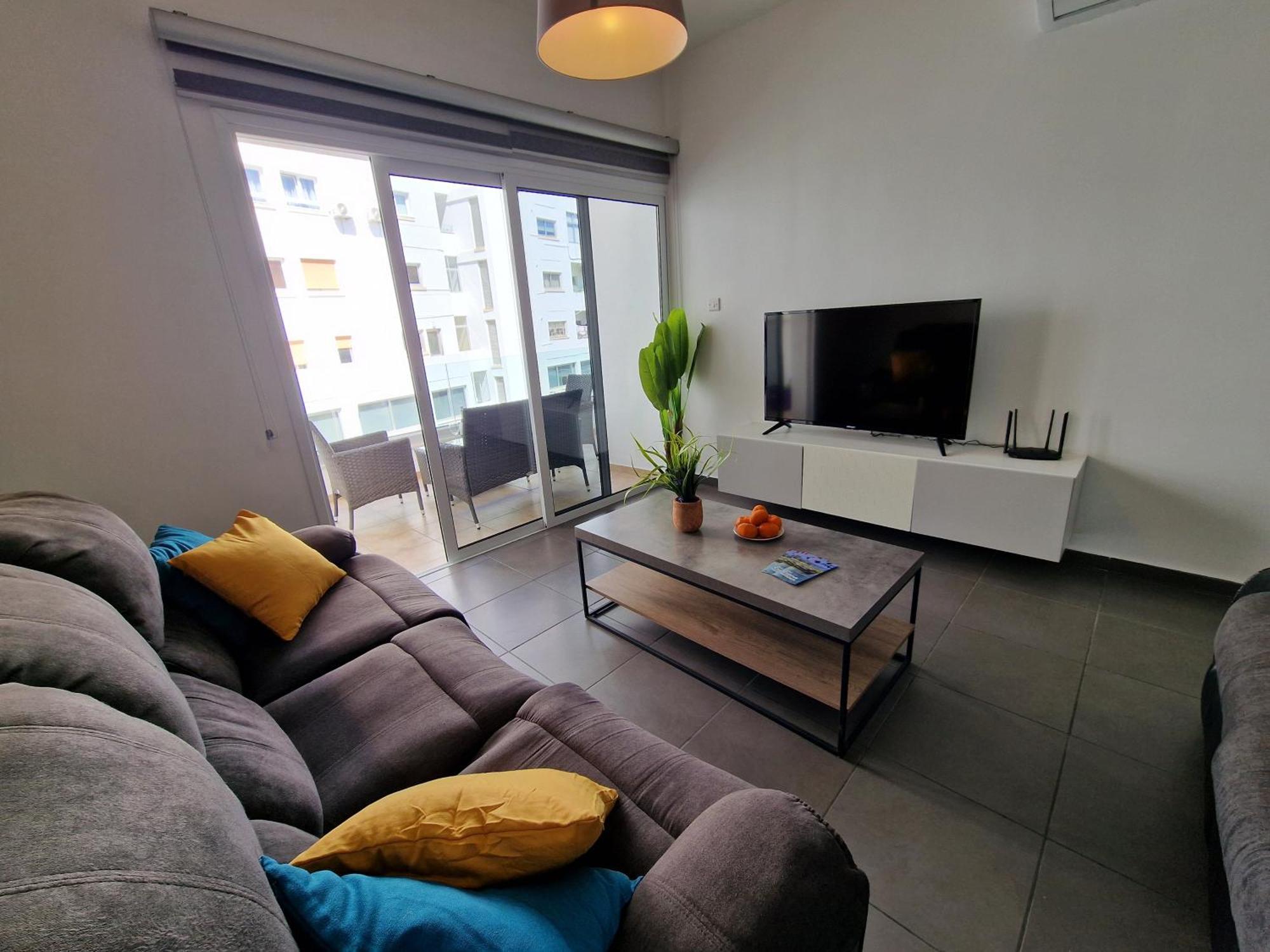 Tropical Paradise 200M From Finikoudes Beach لارنكا المظهر الخارجي الصورة