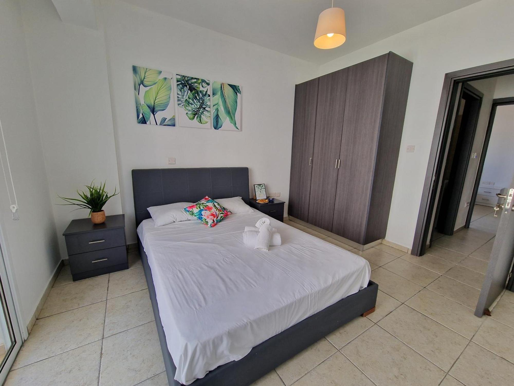 Tropical Paradise 200M From Finikoudes Beach لارنكا المظهر الخارجي الصورة